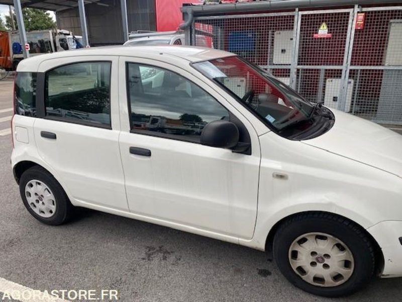 FIAT PANDA ESSENCE (PAR 1427) - 차량 : 사진 1 FIAT PANDA ESSENCE (PAR 1427) - 차량 : 사진 1
