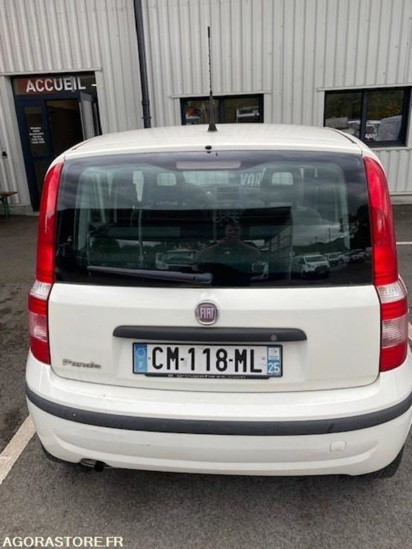 FIAT PANDA ESSENCE (PAR 1427) - 차량 : 사진 2 FIAT PANDA ESSENCE (PAR 1427) - 차량 : 사진 2