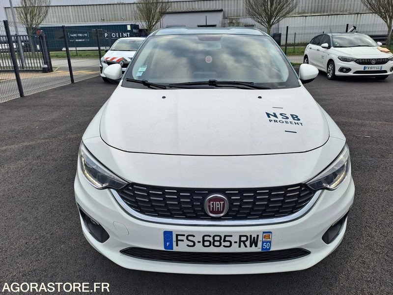 FIAT Tipo Année 2020 / 99639 Kms - 소형 밴 : 사진 1 FIAT Tipo Année 2020 / 99639 Kms - 소형 밴 : 사진 1