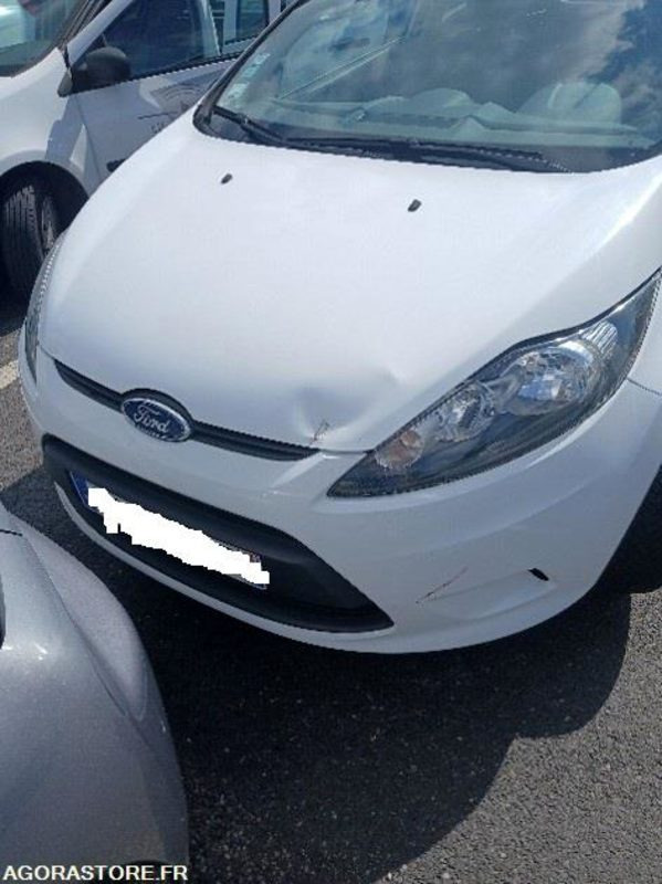 FORD FIESTA N°1 1.2 L– COULEUR BLANCHE - 차량 : 사진 1 FORD FIESTA N°1 1.2 L– COULEUR BLANCHE - 차량 : 사진 1