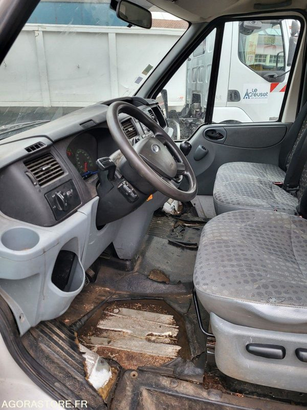 FORD transit avec système ampirol (sans contrôle technique) - 덤프 밴 : 사진 3 FORD transit avec système ampirol (sans contrôle technique) - 덤프 밴 : 사진 3