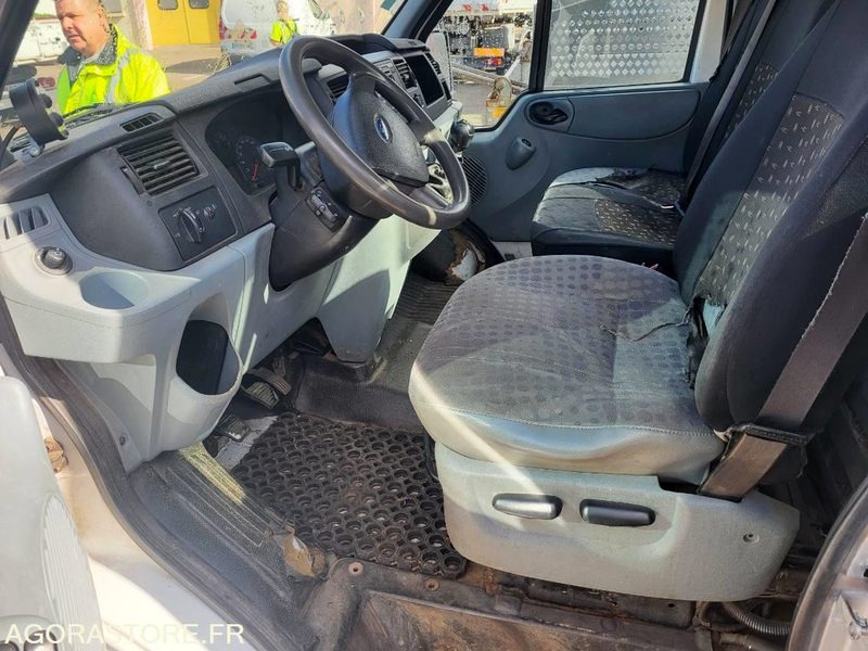 FORD transit avec système ampirol (sans contrôle technique) - 덤프 밴 : 사진 4 FORD transit avec système ampirol (sans contrôle technique) - 덤프 밴 : 사진 4