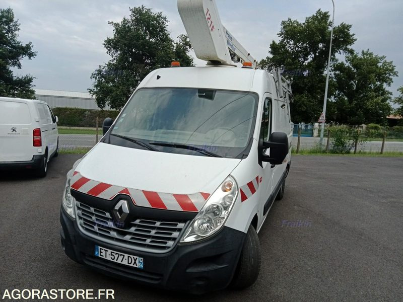 FOURGON RENAULT MASTER RT TRUCKS - 2018 / 156465 KM - ET577DX - 소형 밴 : 사진 4 FOURGON RENAULT MASTER RT TRUCKS - 2018 / 156465 KM - ET577DX - 소형 밴 : 사진 4