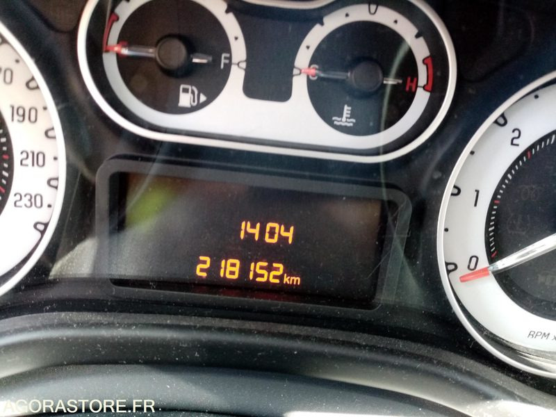 Fiat 500 L GNV POPSTAR MINISPACE DE 2016 - 차량 : 사진 4 Fiat 500 L GNV POPSTAR MINISPACE DE 2016 - 차량 : 사진 4