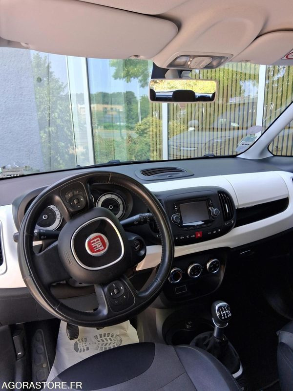 Fiat 500 L GNV POPSTAR MINISPACE DE 2016 - 차량 : 사진 2 Fiat 500 L GNV POPSTAR MINISPACE DE 2016 - 차량 : 사진 2