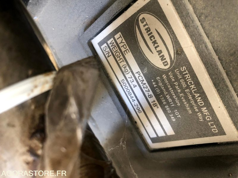 Godet 450mm axes 35mm GEITH QC35 - 예비 부속 건설기계 용 : 사진 3 Godet 450mm axes 35mm GEITH QC35 - 예비 부속 건설기계 용 : 사진 3