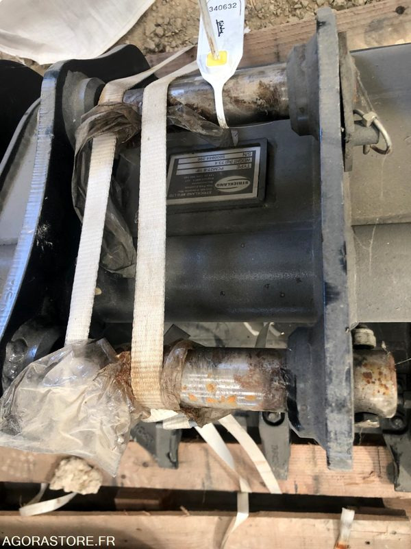 Godet 450mm axes 35mm GEITH QC35 - 예비 부속 건설기계 용 : 사진 2 Godet 450mm axes 35mm GEITH QC35 - 예비 부속 건설기계 용 : 사진 2