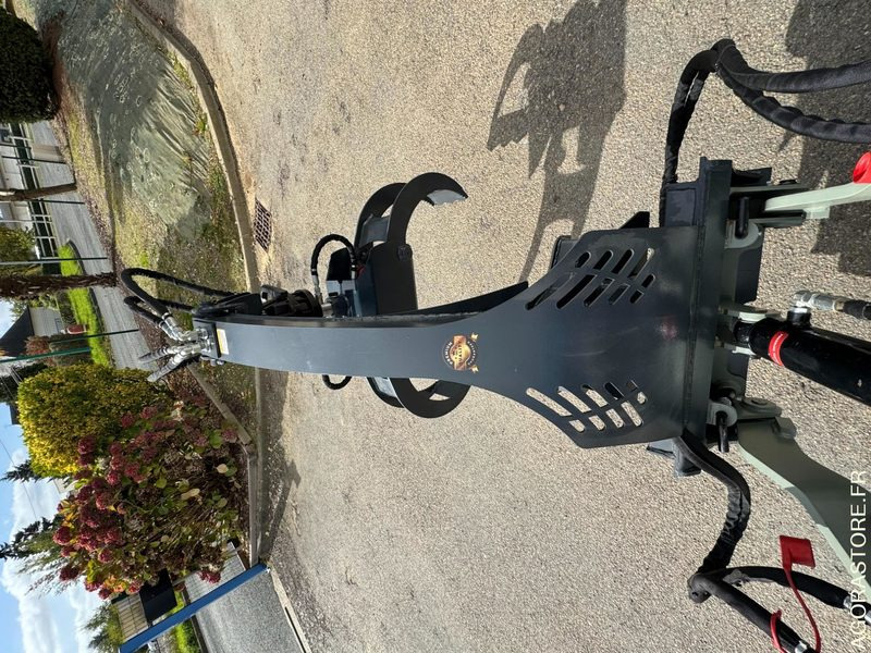 Grappin forestier avec rotator pour mini chargeuse à chenilles - 농업용 기계 : 사진 3 Grappin forestier avec rotator pour mini chargeuse à chenilles - 농업용 기계 : 사진 3