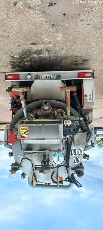 HYDROCUREUR RENAULT HUWER 26T 3979WR71 (vente uniquement Export) - 진공 흡입 트럭 : 사진 1 HYDROCUREUR RENAULT HUWER 26T 3979WR71 (vente uniquement Export) - 진공 흡입 트럭 : 사진 1
