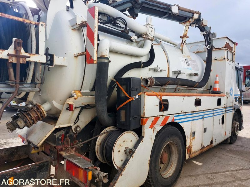 HYDROCUREUR RIVARD / RENAULT DC240 - 358888 KMS - ROULANT - EN L'ETAT - 진공 흡입 트럭 : 사진 4 HYDROCUREUR RIVARD / RENAULT DC240 - 358888 KMS - ROULANT - EN L'ETAT - 진공 흡입 트럭 : 사진 4