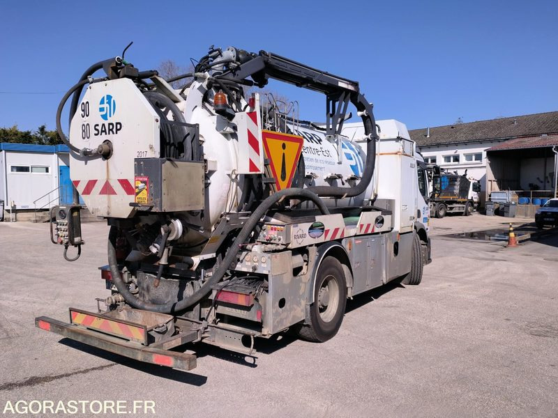 Hydrocureur RIVARD 19T châssis Renault Trucks GQ255QR (Vente uniquement export) - 진공 흡입 트럭 : 사진 5 Hydrocureur RIVARD 19T châssis Renault Trucks GQ255QR (Vente uniquement export) - 진공 흡입 트럭 : 사진 5