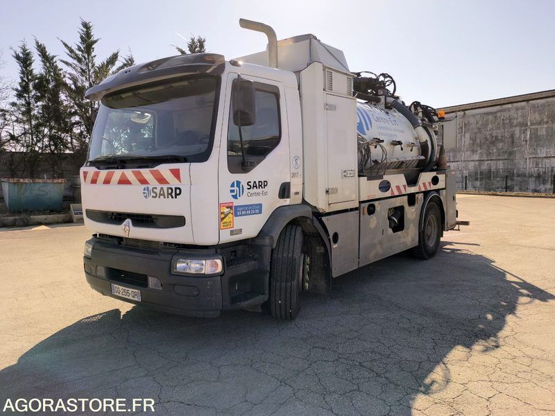 Hydrocureur RIVARD 19T châssis Renault Trucks GQ255QR (Vente uniquement export) - 진공 흡입 트럭 : 사진 2 Hydrocureur RIVARD 19T châssis Renault Trucks GQ255QR (Vente uniquement export) - 진공 흡입 트럭 : 사진 2