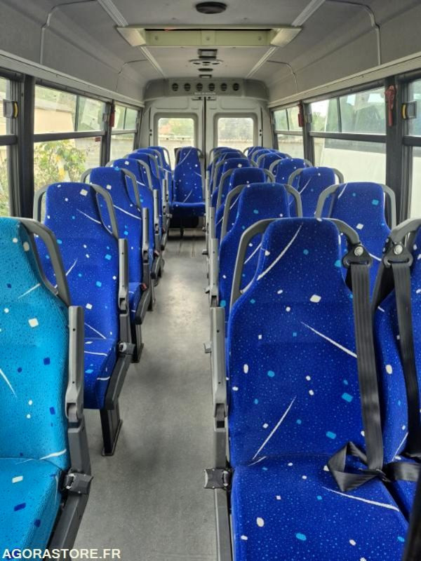 IVECO BUS DAILY N°112039 - 소형 버스, 승합차 : 사진 5 IVECO BUS DAILY N°112039 - 소형 버스, 승합차 : 사진 5