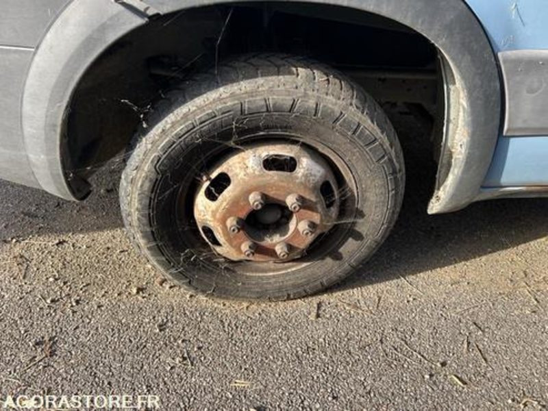 IVECO DAILY - 2011 - 158894KM - BN232WT - 패널 밴 : 사진 3 IVECO DAILY - 2011 - 158894KM - BN232WT - 패널 밴 : 사진 3