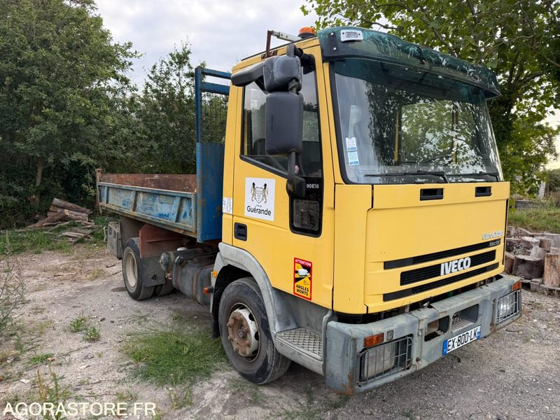 IVECO EuroCargo Tector 90e18 de 2002 roulant CT expiré - 트럭 : 사진 1 IVECO EuroCargo Tector 90e18 de 2002 roulant CT expiré - 트럭 : 사진 1