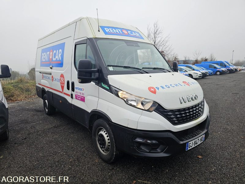 Iveco daily 35S14 - 2022 - 8815 Kms - 패널 밴 : 사진 2 Iveco daily 35S14 - 2022 - 8815 Kms - 패널 밴 : 사진 2