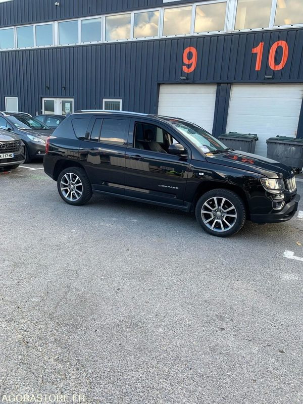JEEP COMPASS LIMITED 2014 102852KM - SUV : 사진 3 JEEP COMPASS LIMITED 2014 102852KM - SUV : 사진 3