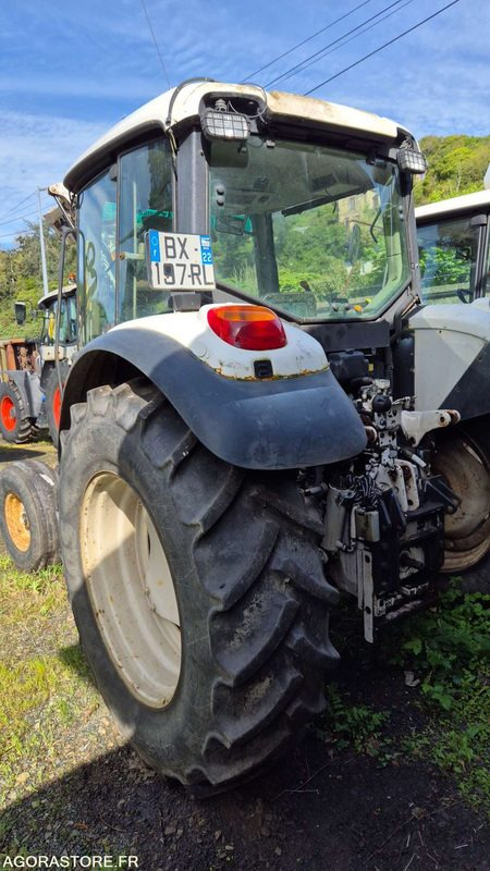 JHON DEERE M6220 - 2004 - 장궤형 트랙터 : 사진 2 JHON DEERE M6220 - 2004 - 장궤형 트랙터 : 사진 2