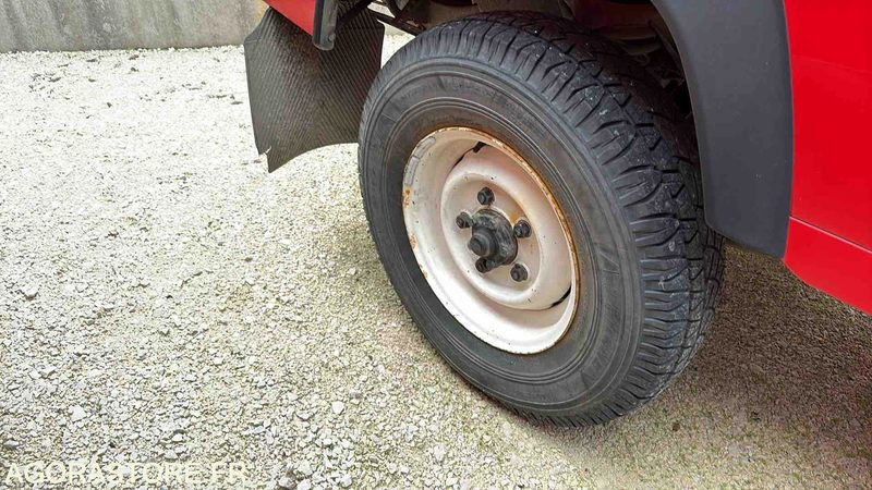 LAND ROVER DÉFENDER 130 113 979 Kms - 2000 - 5949 WQ 74 - SUV : 사진 5 LAND ROVER DÉFENDER 130 113 979 Kms - 2000 - 5949 WQ 74 - SUV : 사진 5