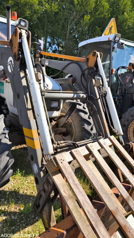 Lot Renault - Tracteur chargeur Renault ergos 105-god 0002- 2000 - 10958 et TR12 - 장궤형 트랙터 : 사진 4 Lot Renault - Tracteur chargeur Renault ergos 105-god 0002- 2000 - 10958 et TR12 - 장궤형 트랙터 : 사진 4