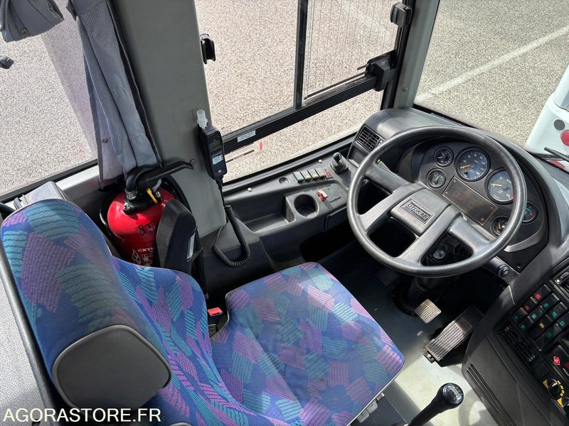 Lot de 3 minibus Mercedes mago et otokar navigo - 소형 버스, 승합차 : 사진 4 Lot de 3 minibus Mercedes mago et otokar navigo - 소형 버스, 승합차 : 사진 4