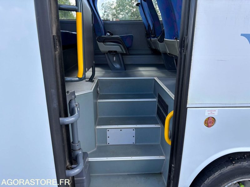 Lot de 3 minibus Mercedes mago et otokar navigo - 소형 버스, 승합차 : 사진 5 Lot de 3 minibus Mercedes mago et otokar navigo - 소형 버스, 승합차 : 사진 5