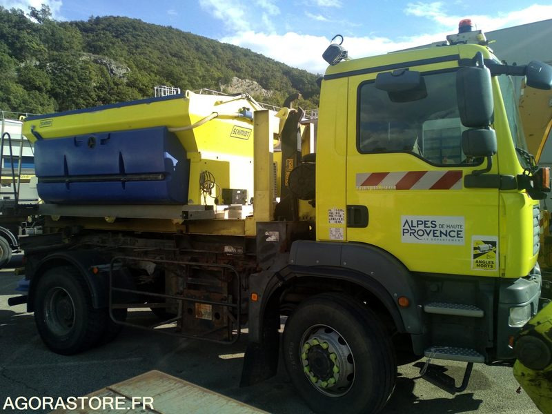 MAN 18.280 TGM 4X4 , saleuse STRATOS B40K, lame acier, aileron déneigement - 트럭 : 사진 1 MAN 18.280 TGM 4X4 , saleuse STRATOS B40K, lame acier, aileron déneigement - 트럭 : 사진 1