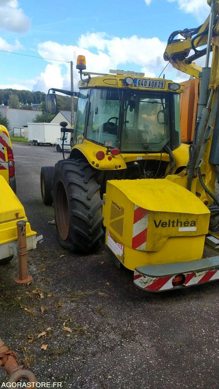 MASSEY FERGUSSIN 6445 DYNA-6 - 2008 - 6022kms - 장궤형 트랙터 : 사진 2 MASSEY FERGUSSIN 6445 DYNA-6 - 2008 - 6022kms - 장궤형 트랙터 : 사진 2