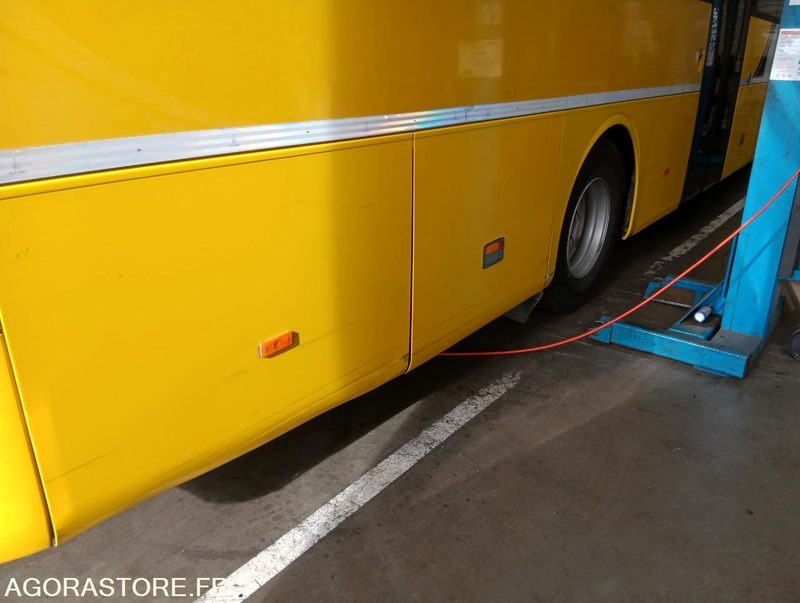 MERCEDES INTOURO N°083089 - 스쿨버스 : 사진 3 MERCEDES INTOURO N°083089 - 스쿨버스 : 사진 3