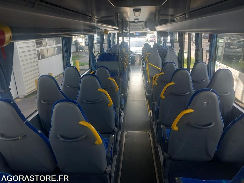 MERCEDES INTOURO N°083146 - 스쿨버스 : 사진 5 MERCEDES INTOURO N°083146 - 스쿨버스 : 사진 5