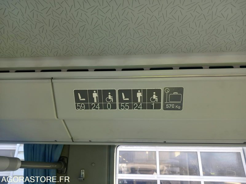 MERCEDES INTOURO N°083146 - 스쿨버스 : 사진 4 MERCEDES INTOURO N°083146 - 스쿨버스 : 사진 4