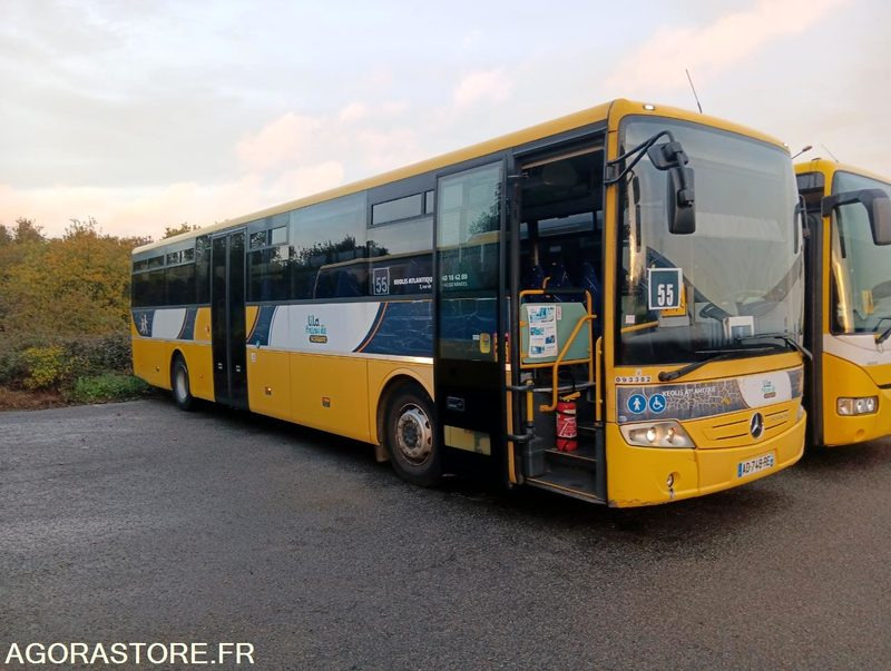 MERCEDES INTOURO N°093383 - 스쿨버스 : 사진 1 MERCEDES INTOURO N°093383 - 스쿨버스 : 사진 1