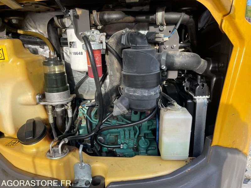 MINI-PELLE VOLVO ECR25D 2016 4700 HEURES - 굴착기 : 사진 3 MINI-PELLE VOLVO ECR25D 2016 4700 HEURES - 굴착기 : 사진 3