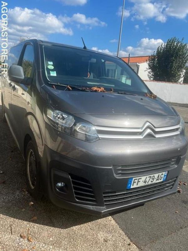 MINIBUS CITROEN JUMPY SPACETOURER 1.5L BHDI - 4 portes - 2019 - 182 000km - 소형 버스, 승합차 : 사진 2 MINIBUS CITROEN JUMPY SPACETOURER 1.5L BHDI - 4 portes - 2019 - 182 000km - 소형 버스, 승합차 : 사진 2