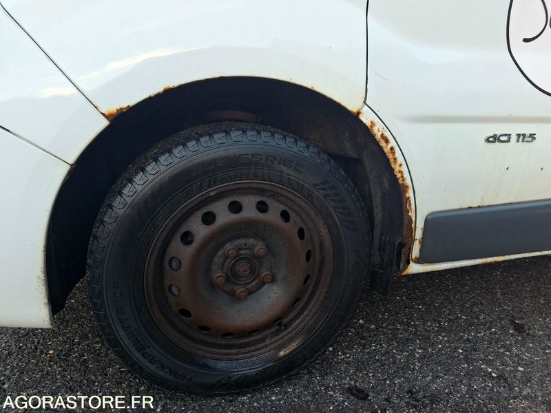 MINIBUS RENAULT TRAFIC - 소형 버스, 승합차 : 사진 3 MINIBUS RENAULT TRAFIC - 소형 버스, 승합차 : 사진 3