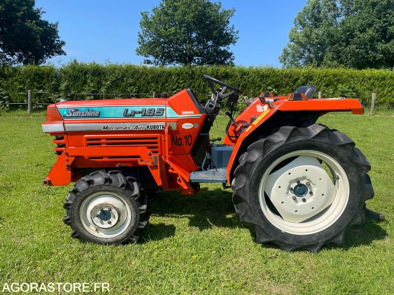 Micro-tracteur Kubota L1-185 - 장궤형 트랙터 : 사진 3 Micro-tracteur Kubota L1-185 - 장궤형 트랙터 : 사진 3