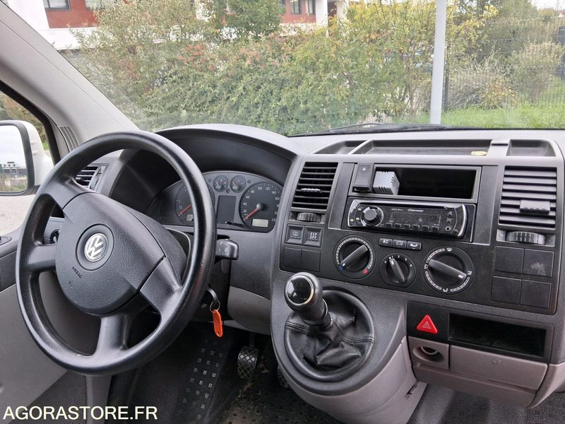 Mini bus / Volkswagen Caravelle - 소형 버스, 승합차 : 사진 3 Mini bus / Volkswagen Caravelle - 소형 버스, 승합차 : 사진 3