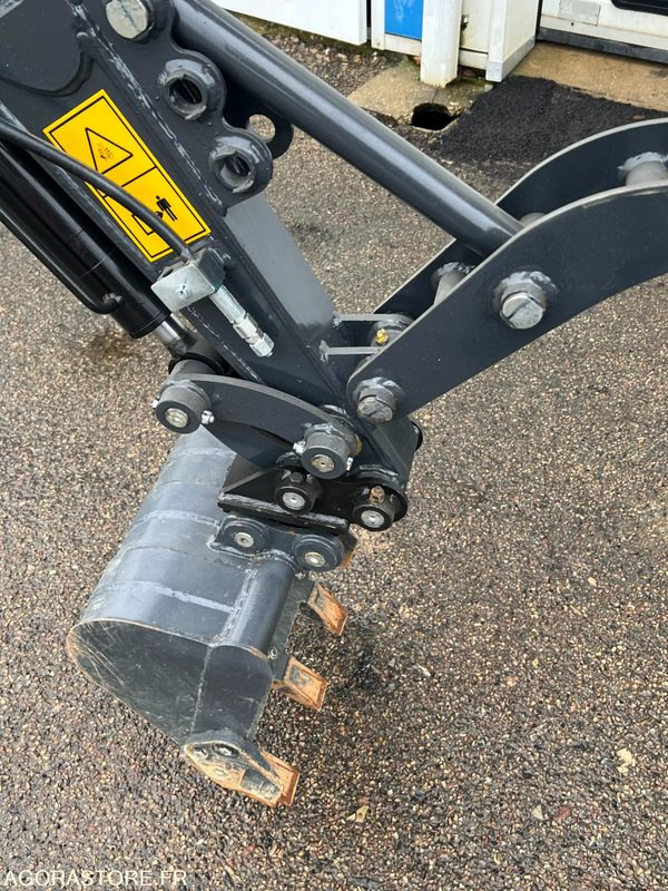 Mini pelle 1.1T sur batterie lthium - 미니 굴삭기 : 사진 3 Mini pelle 1.1T sur batterie lthium - 미니 굴삭기 : 사진 3