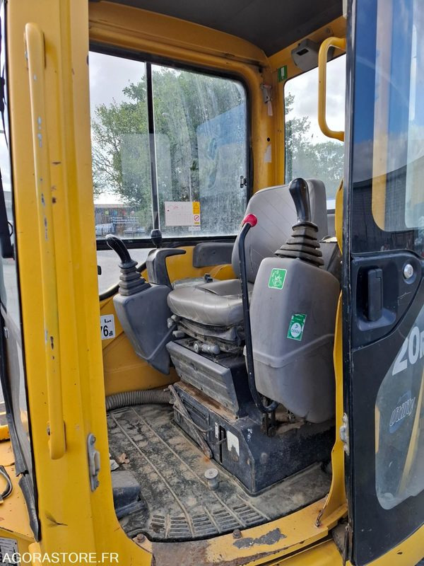 Mini pelle KOMATSU PC20R8 - 2003 / 5068 HEURES - 미니 굴삭기 : 사진 5 Mini pelle KOMATSU PC20R8 - 2003 / 5068 HEURES - 미니 굴삭기 : 사진 5