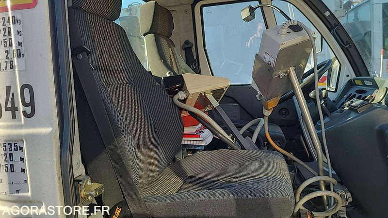 트럭 Multicar - Fumo 4x4 EQUIPE VH - 2009 - AJ160MC- PRO449-PRO249 : 사진 7 트럭 Multicar - Fumo 4x4 EQUIPE VH - 2009 - AJ160MC- PRO449-PRO249 : 사진 7