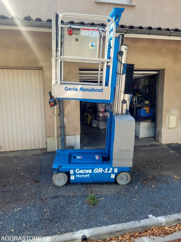 NACELLE GENIE GR12 NOVON 14 HEURES D'UTILISATION + REMORQUE 2 TONES ROUE DOLBY - 도구/ 장비 : 사진 2 NACELLE GENIE GR12 NOVON 14 HEURES D'UTILISATION + REMORQUE 2 TONES ROUE DOLBY - 도구/ 장비 : 사진 2