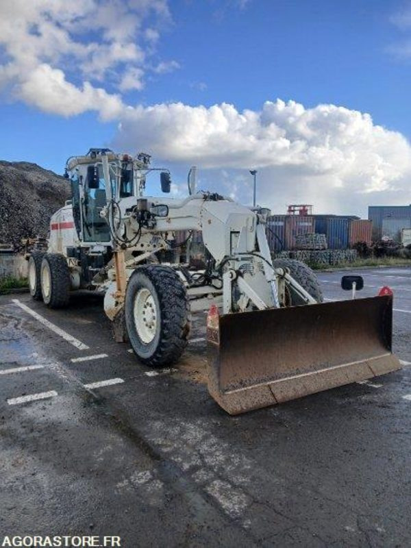 NIVEULEUSE - CATERPILLAR - 120M - 2011 - 12600H - 그레이더 : 사진 1 NIVEULEUSE - CATERPILLAR - 120M - 2011 - 12600H - 그레이더 : 사진 1