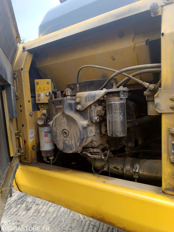 굴착기 PELLE KOMATSU - 210LC8 - 2021 - 14 000 H : 사진 16
