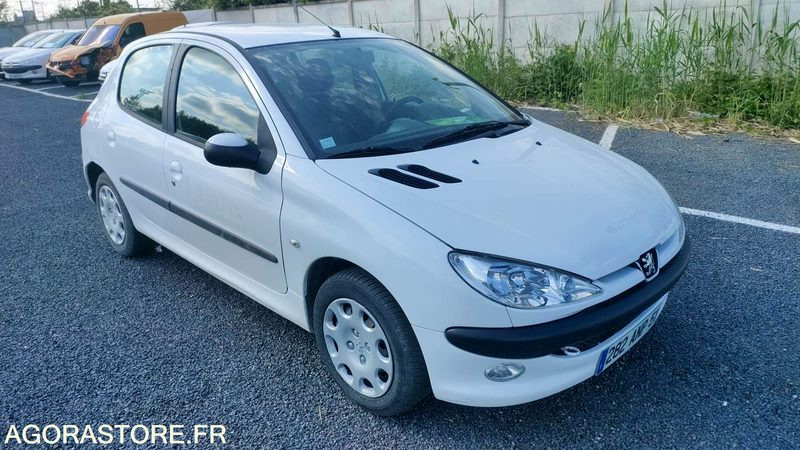 PEUGEOT 206 - 2005 -175624kms - 차량 : 사진 1 PEUGEOT 206 - 2005 -175624kms - 차량 : 사진 1