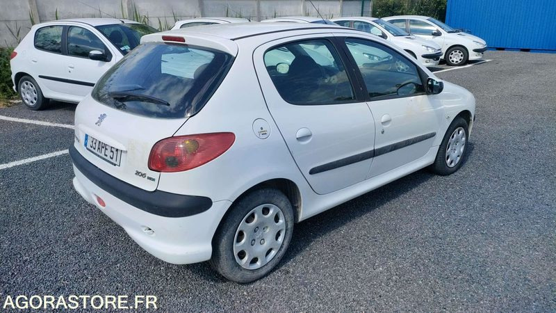 PEUGEOT 206 - 2005 - 209619kms - 차량 : 사진 4 PEUGEOT 206 - 2005 - 209619kms - 차량 : 사진 4