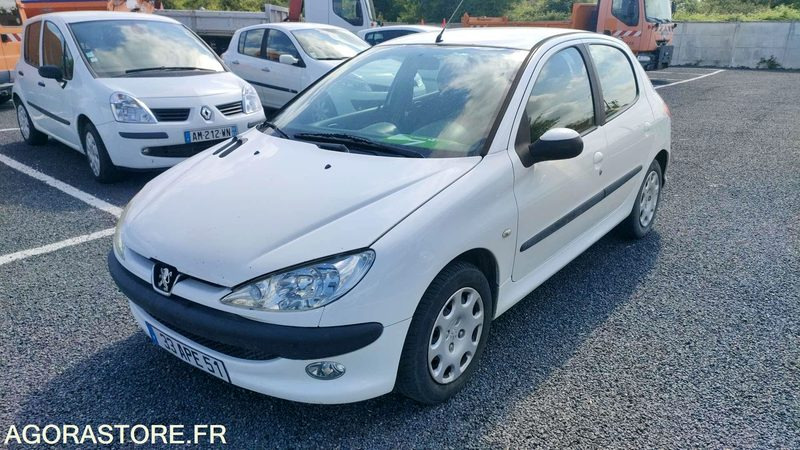 PEUGEOT 206 - 2005 - 209619kms - 차량 : 사진 1 PEUGEOT 206 - 2005 - 209619kms - 차량 : 사진 1