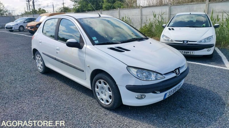PEUGEOT 206 - 2005 - 209619kms - 차량 : 사진 3 PEUGEOT 206 - 2005 - 209619kms - 차량 : 사진 3