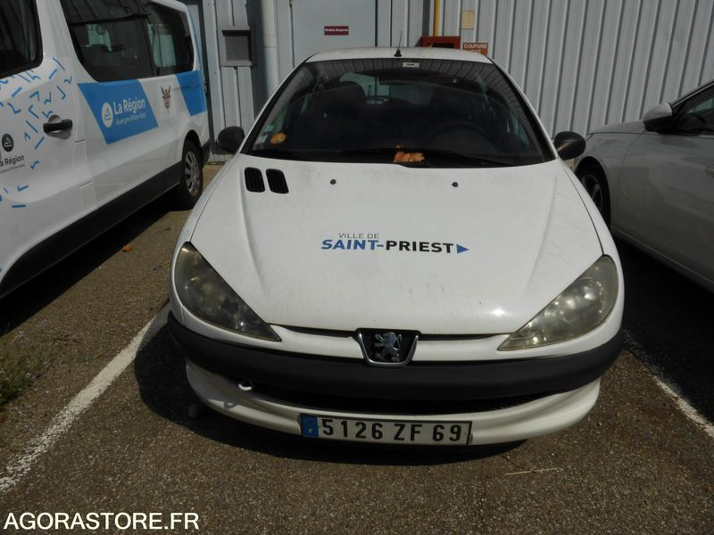 PEUGEOT 206 - 차량 : 사진 1 PEUGEOT 206 - 차량 : 사진 1