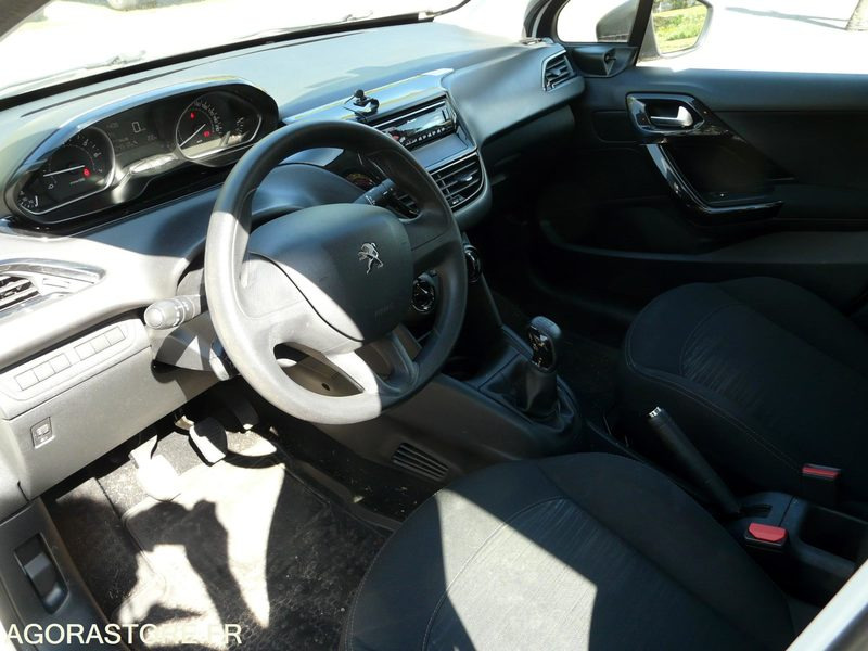 PEUGEOT 208 DX201CZ - 차량 : 사진 5 PEUGEOT 208 DX201CZ - 차량 : 사진 5