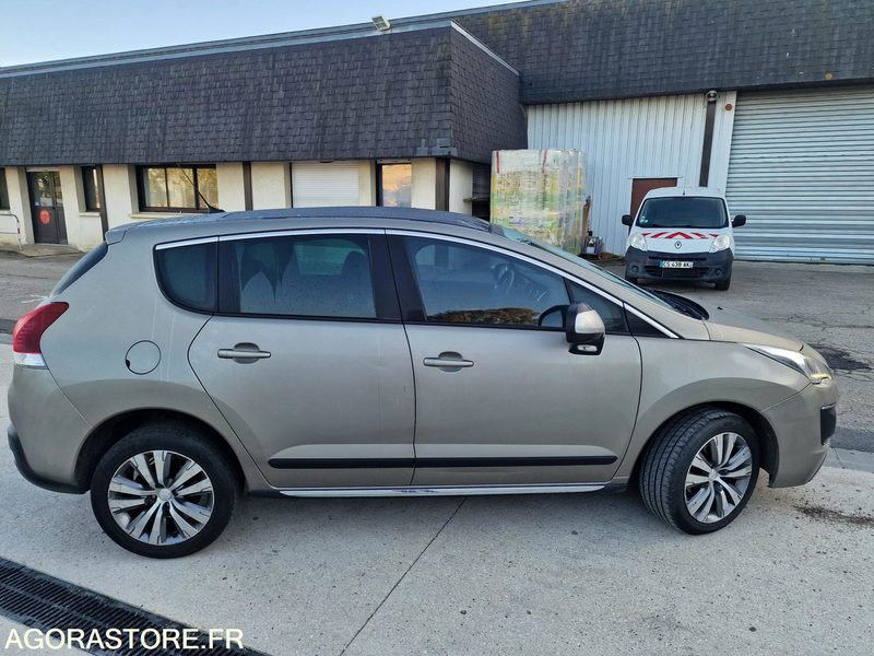 PEUGEOT 3008 - 차량 : 사진 5 PEUGEOT 3008 - 차량 : 사진 5